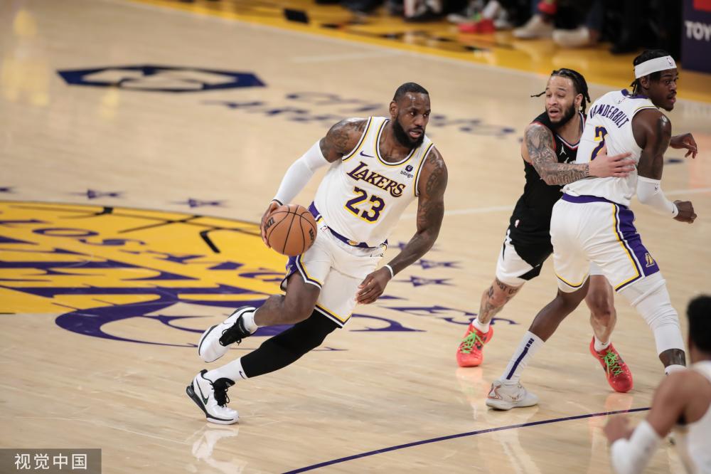 对于球迷而 对于球迷而