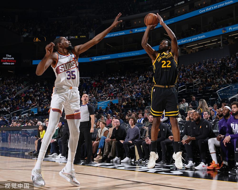 不令人意外 不令人意外